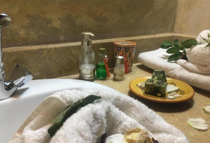 اتاق استاندارد, Riad Blue Berber