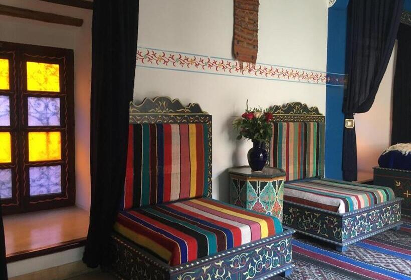 سوییت خانوادگی, Riad Blue Berber