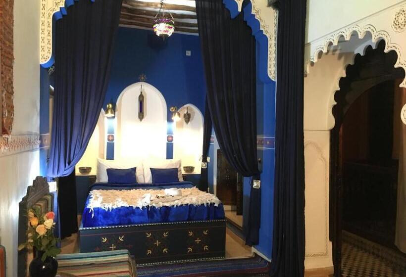 سوییت خانوادگی, Riad Blue Berber