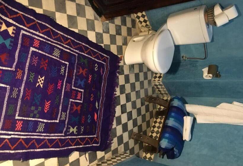 سوییت خانوادگی, Riad Blue Berber