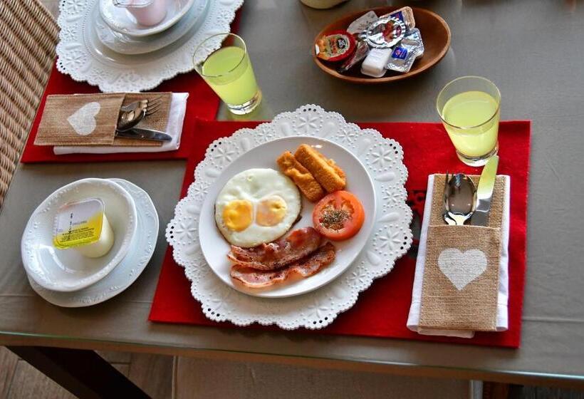 חדר סטנדרט נוף לגינה, Cove View B&b