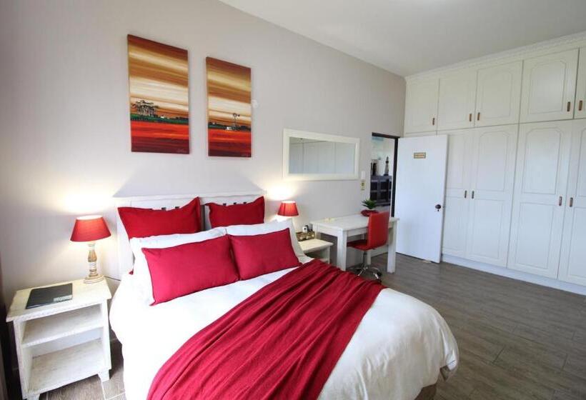 חדר משפחתי, Cove View B&b