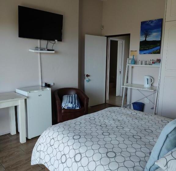 스탠다드 룸 가든 전망, Cove View B&b