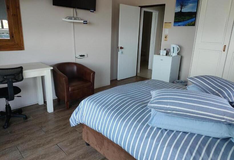 חדר סטנדרט נוף לגינה, Cove View B&b