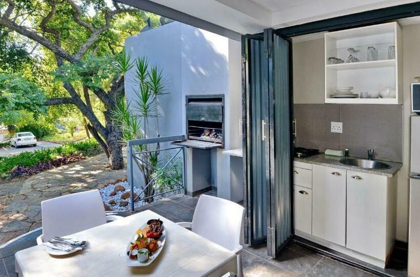 家庭间, Anew Resort Hunters Rest Rustenburg