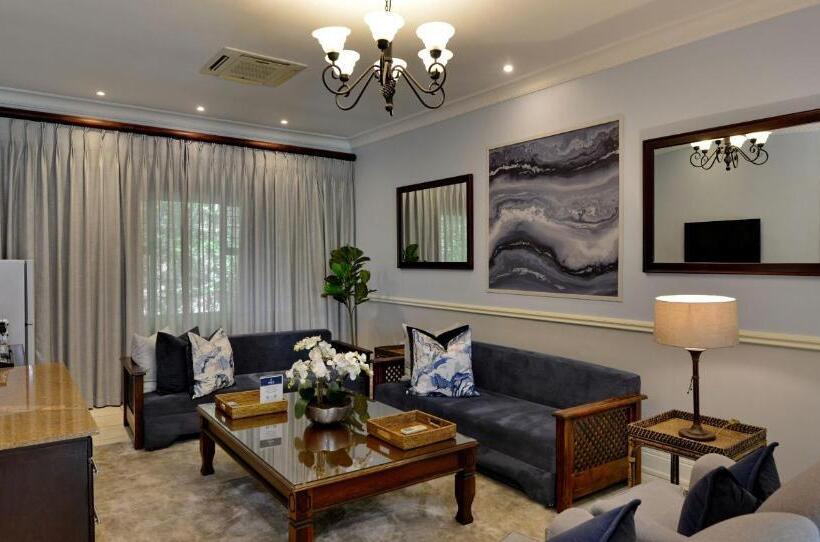 Президентский Люкс, Anew Resort Hunters Rest Rustenburg