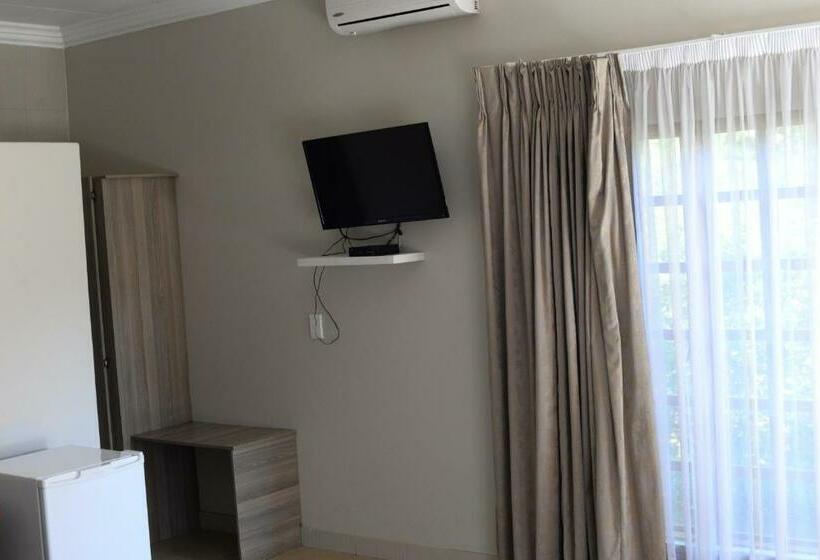 Номер Стандарт, Avant Garde Lodge