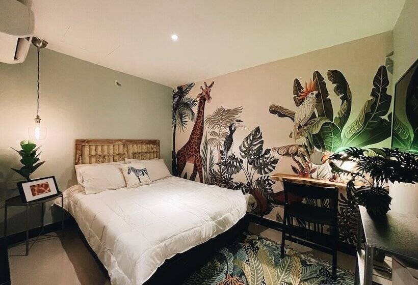 غرفة قياسية, Very