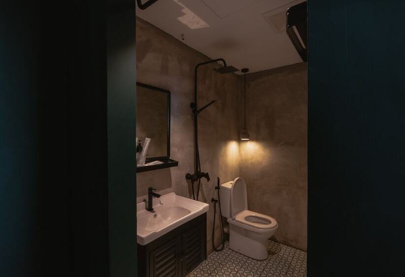 غرفة قياسية, Very