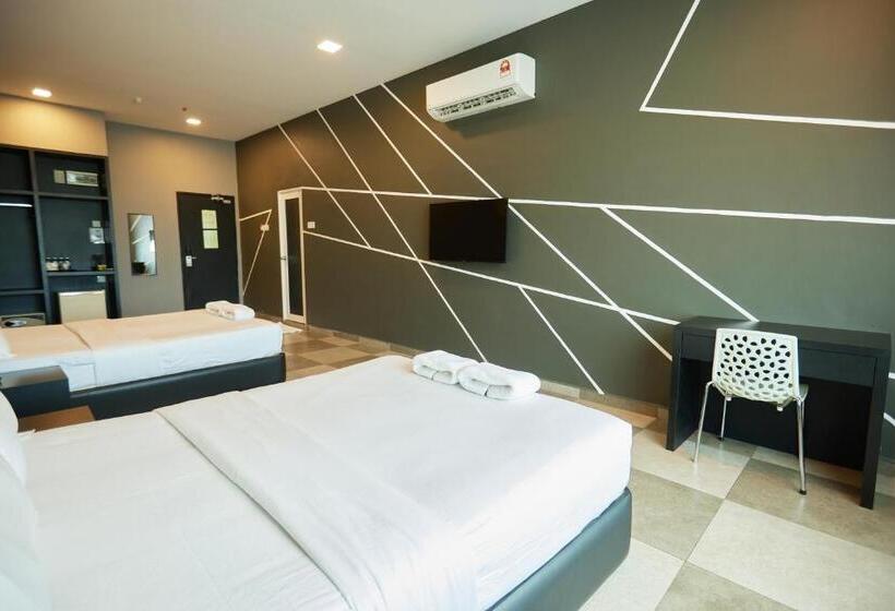 غرفة ديلوكس عائلية, Elite Hotel Muar