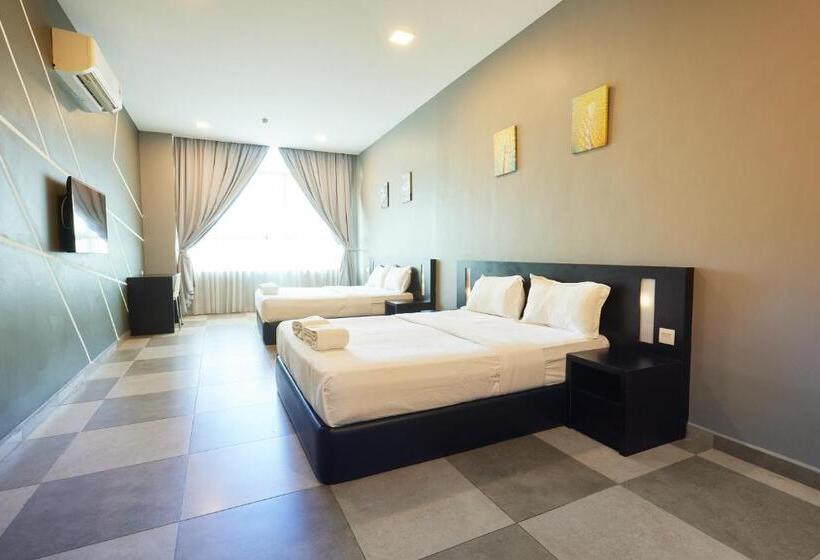 Семейный Номер Deluxe, Elite Hotel Muar