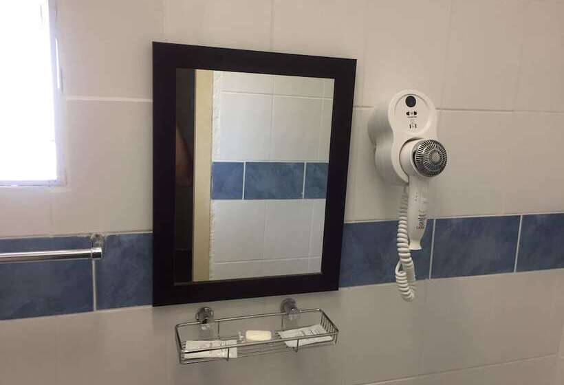 Pokój Standard, Grange Gardens