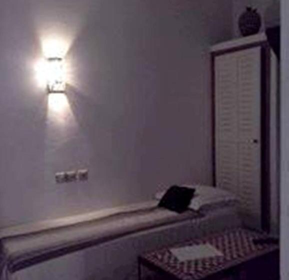 חדר סטנדרט לשלושה, Hôtel Riad Gnaoua