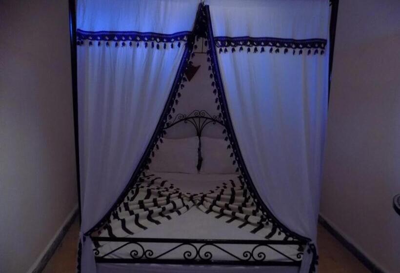 Номер Стандарт Трехместный, Hôtel Riad Gnaoua