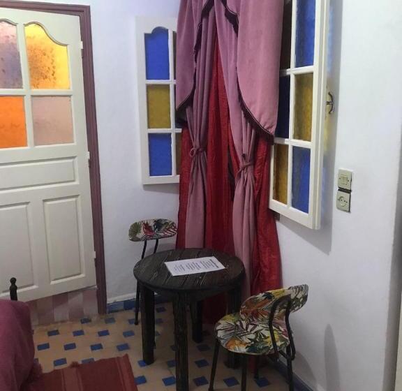 חדר סטנדרט לשלושה, Hôtel Riad Gnaoua