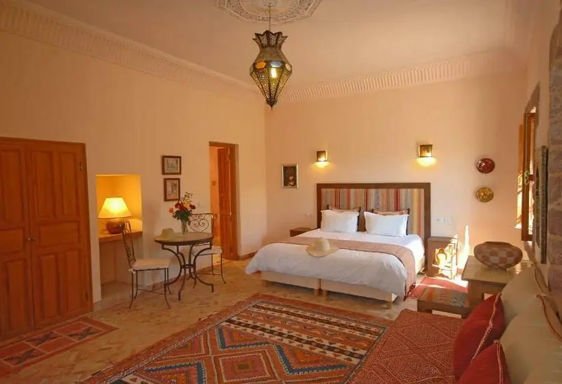 ジュニアスイート, Kasbah Angour