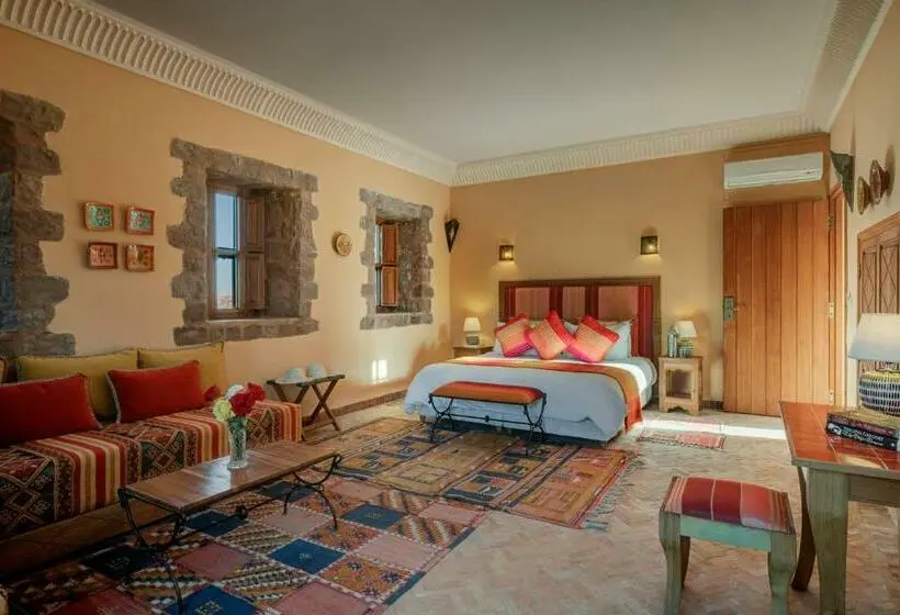ジュニアスイート, Kasbah Angour