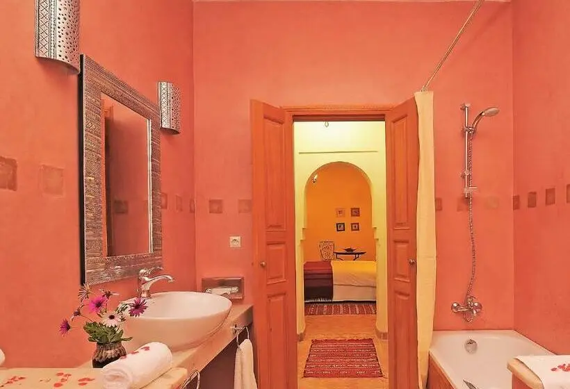 スーペリアールーム, Kasbah Angour