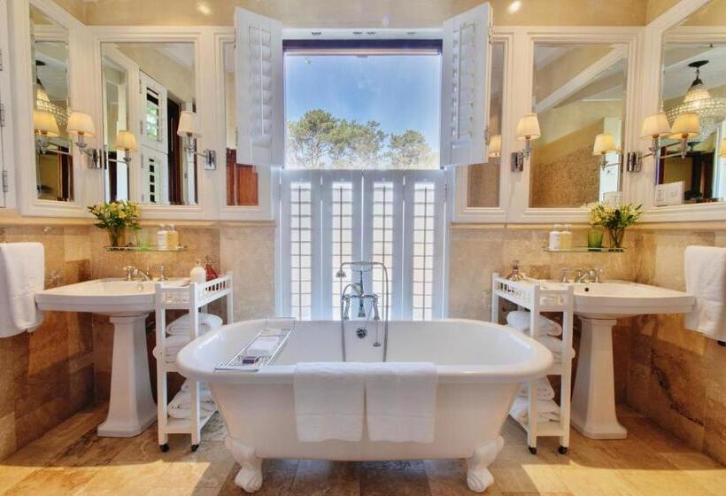 سوئیت 2 خوابه, La Residence