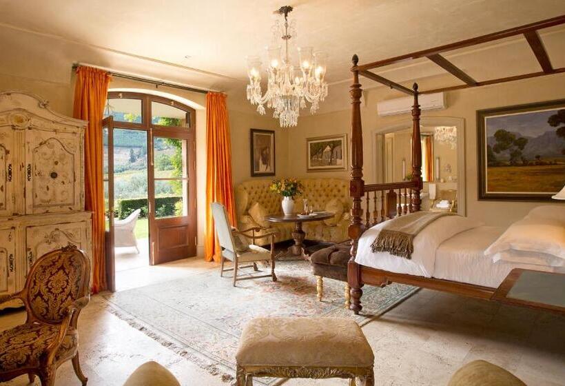 سوییت لوکس, La Residence