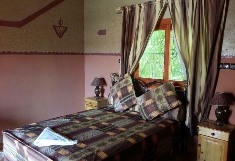 اتاق استاندارد یک نفره, Mandar Saghrou Tazakhte