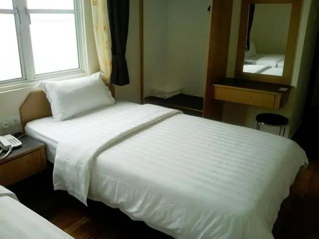 اتاق لوکس با چشم‌انداز دریا, Marine Bay