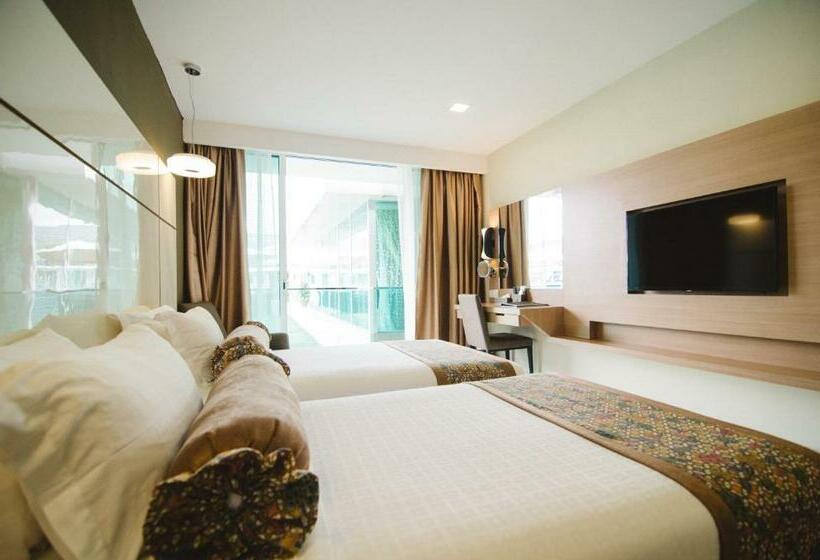 Pokój Deluxe Widok Basen, Sfera