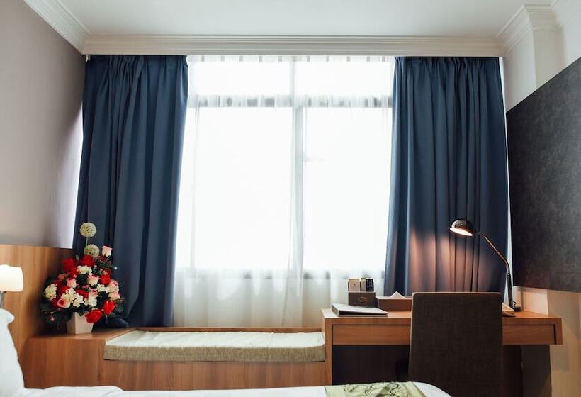 Pokój Superior, Sfera