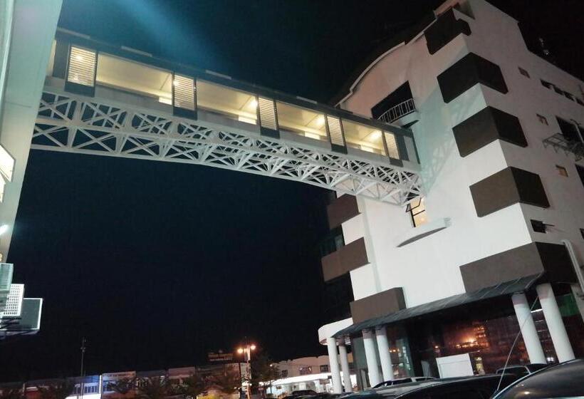 Studio Executive, Sfera