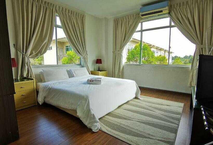 Номер Deluxe, Natol Homestay   Kuching