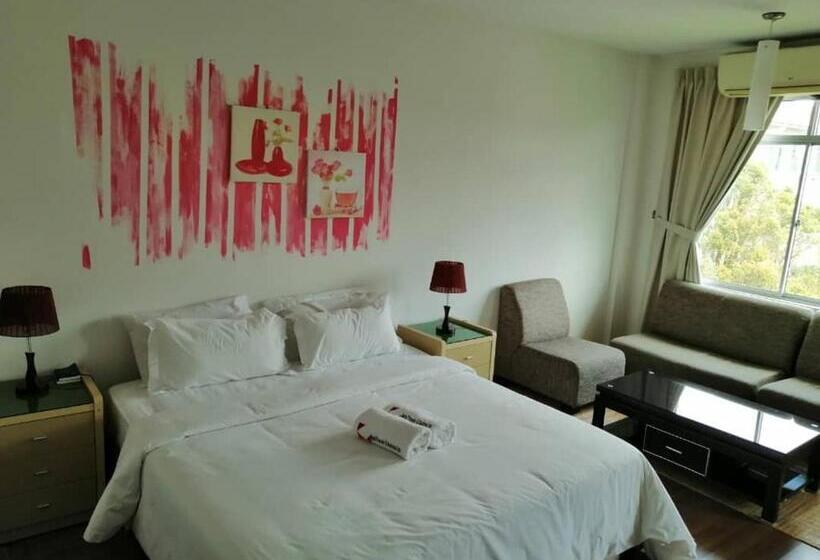 スタンダードバンガロー, Natol Homestay   Kuching