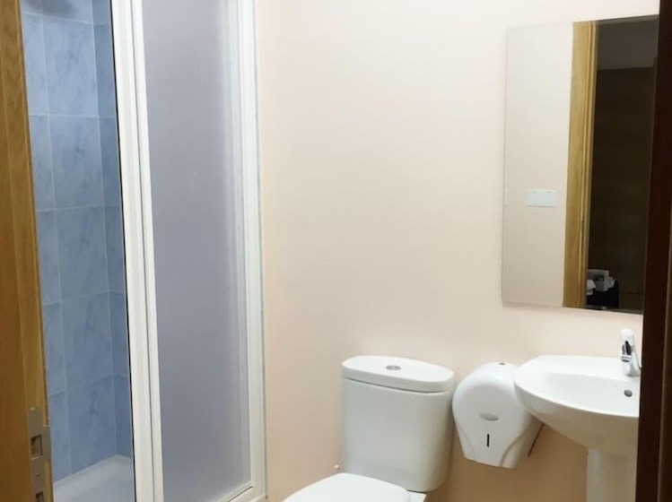 공동 객실, Albergue Montoto   Hostel