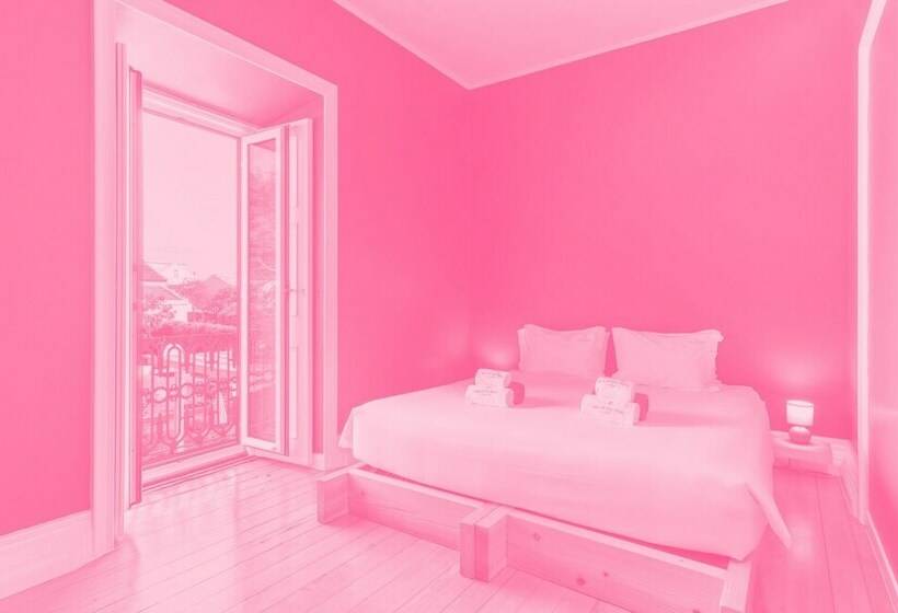 Standard Room, Out Of The Blue