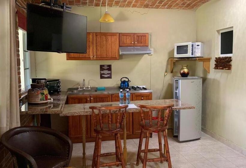 סוויטה עם ג'קוזי, Casa De La Abuela