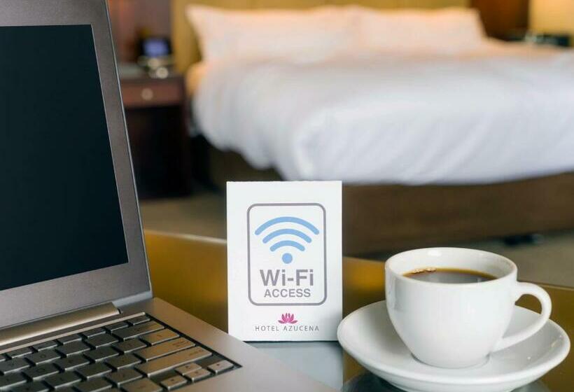 스탠다드 룸 킹사이즈 침대, Azucena