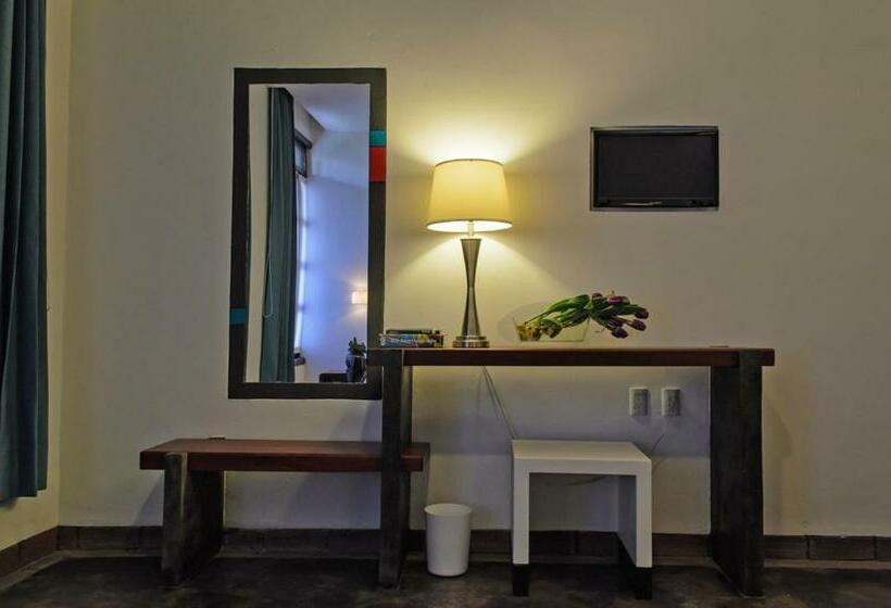 스탠다드 룸 킹사이즈 침대, Casa Delina