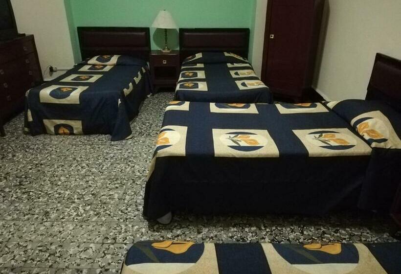 غرفة قياسية رباعية, De Gante