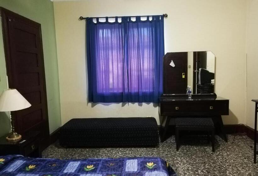 غرفة قياسية, De Gante