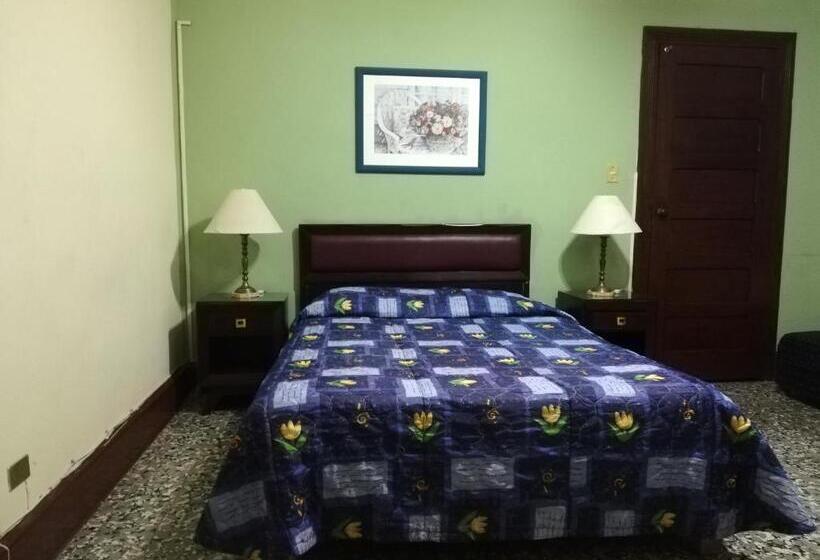 غرفة قياسية, De Gante