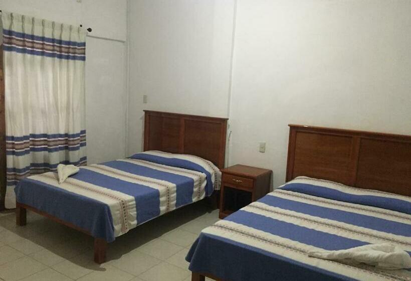 Номер Стандарт 2 Двуспальные Кровати, De Santiago