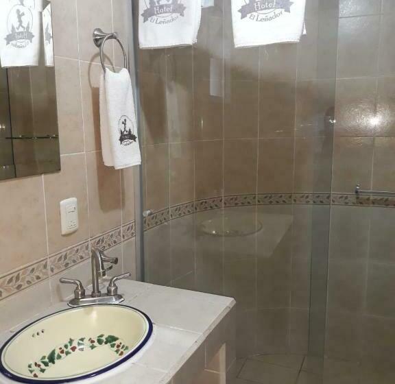 Chambre Standard, El Leñador