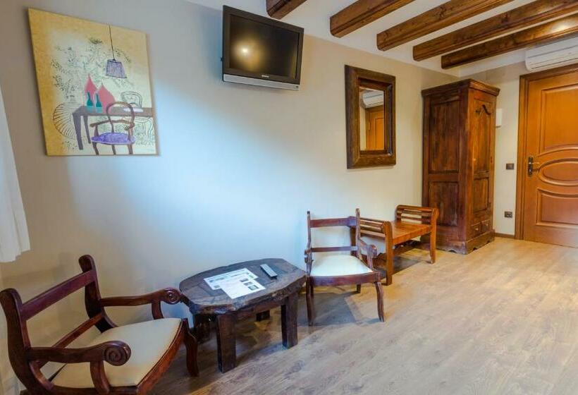 اتاق استاندارد, Flor De Neu