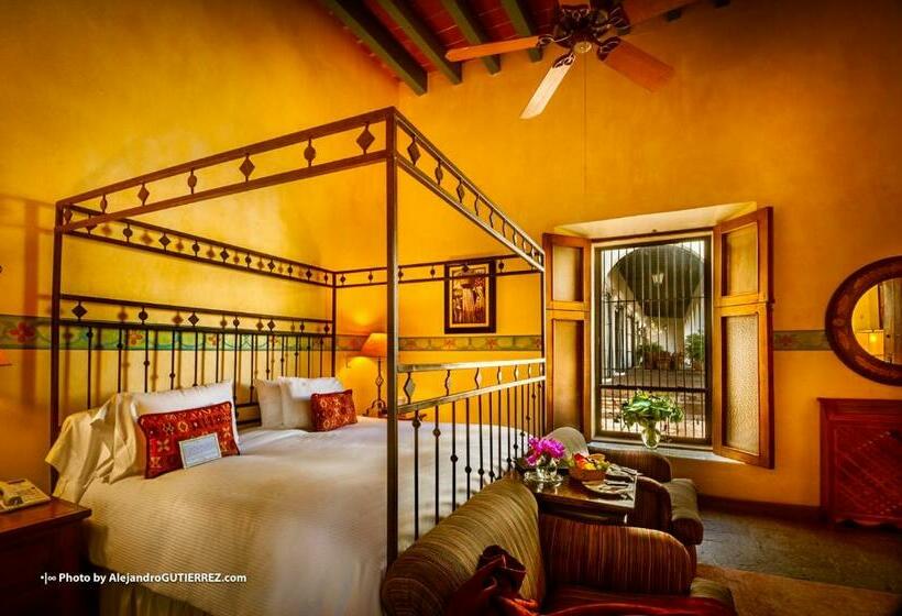 스탠다드 룸 킹사이즈 침대, Hacienda De Los Santos