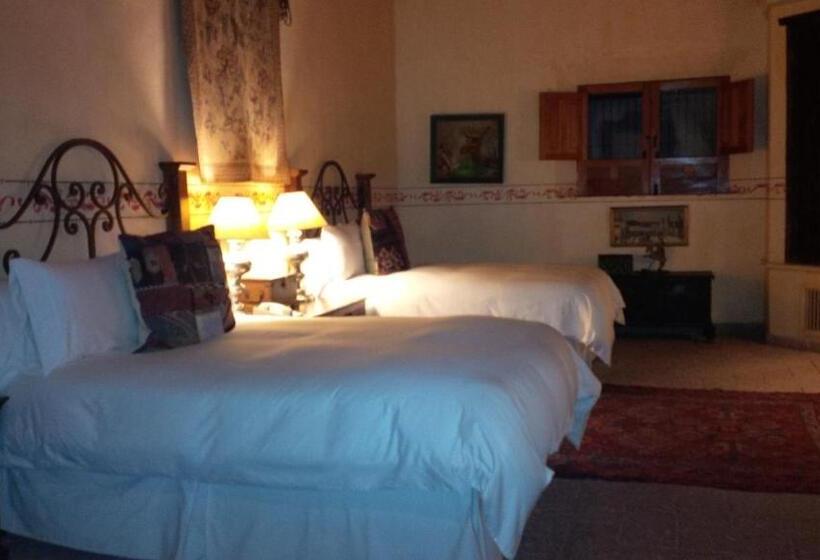 수피리어 스위트, Hacienda De Los Santos