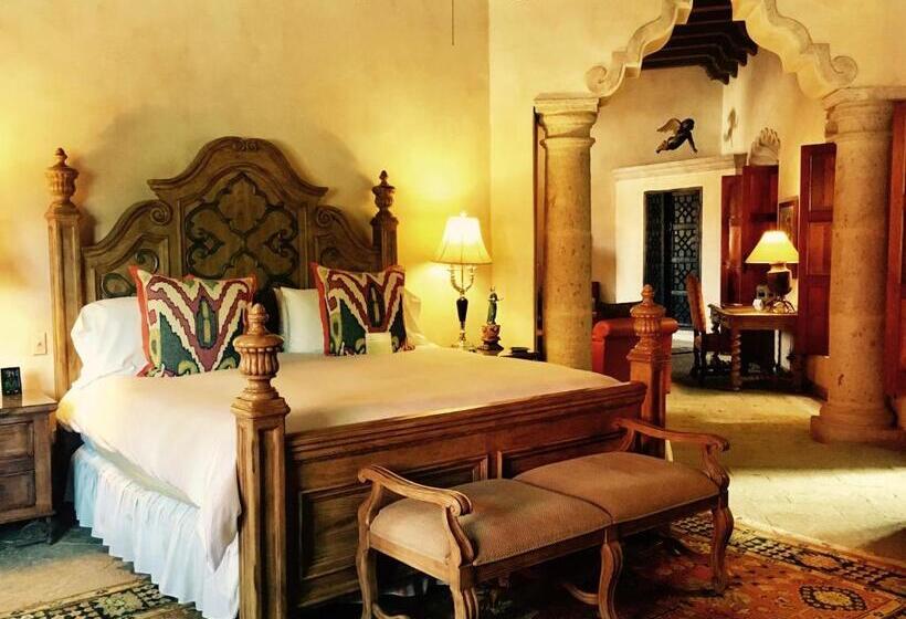 프레지덴셜 스위트, Hacienda De Los Santos