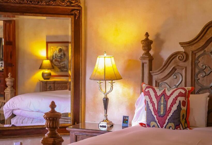 프레지덴셜 스위트, Hacienda De Los Santos