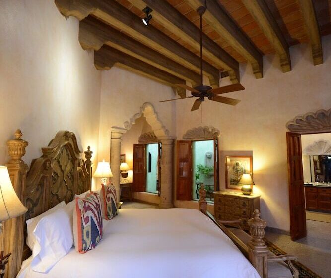 프레지덴셜 스위트, Hacienda De Los Santos