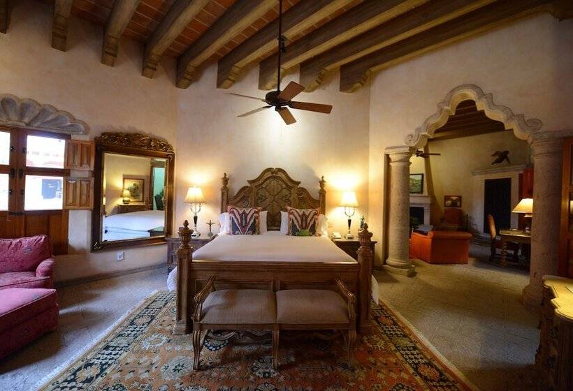 프레지덴셜 스위트, Hacienda De Los Santos