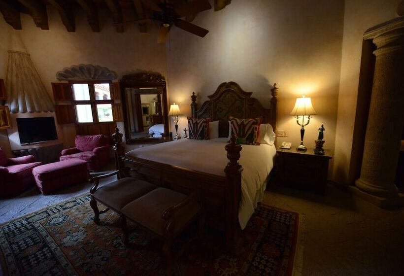 プレジデントスイートルーム, Hacienda De Los Santos