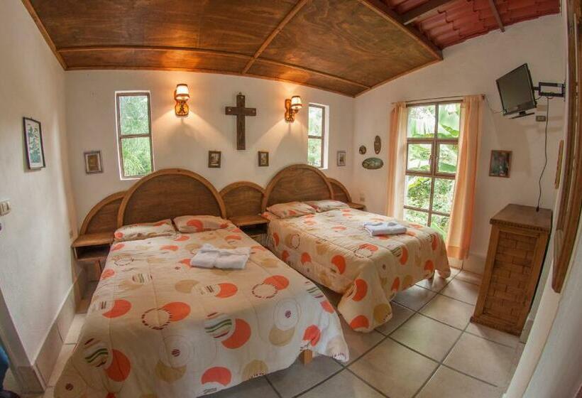 غرفة قياسية رباعية, Hacienda Xico Inn